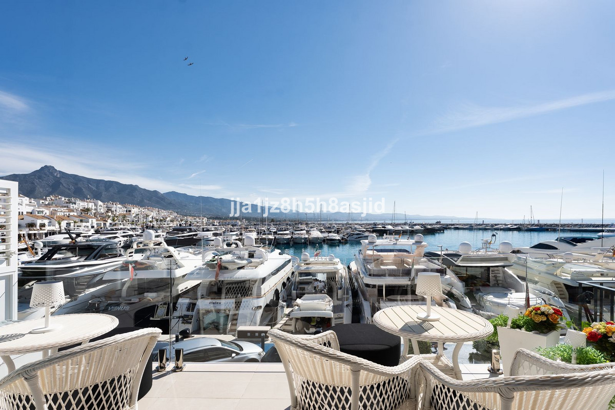 2 bedroom Apartments for sale in Puerto Banús – R5464111 2 bedroom Apartments for sale in Puerto Banús – R5464111