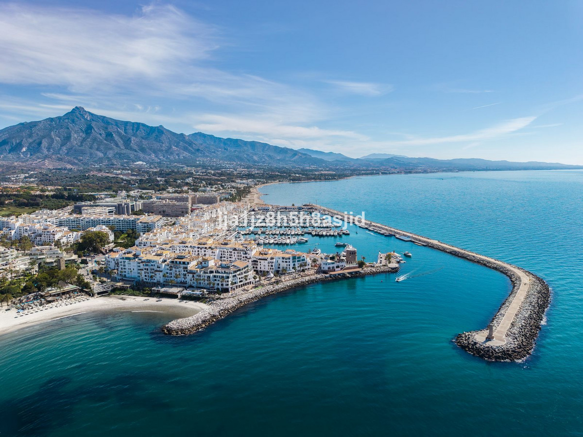 2 bedroom Apartments for sale in Puerto Banús – R5464111 2 bedroom Apartments for sale in Puerto Banús – R5464111