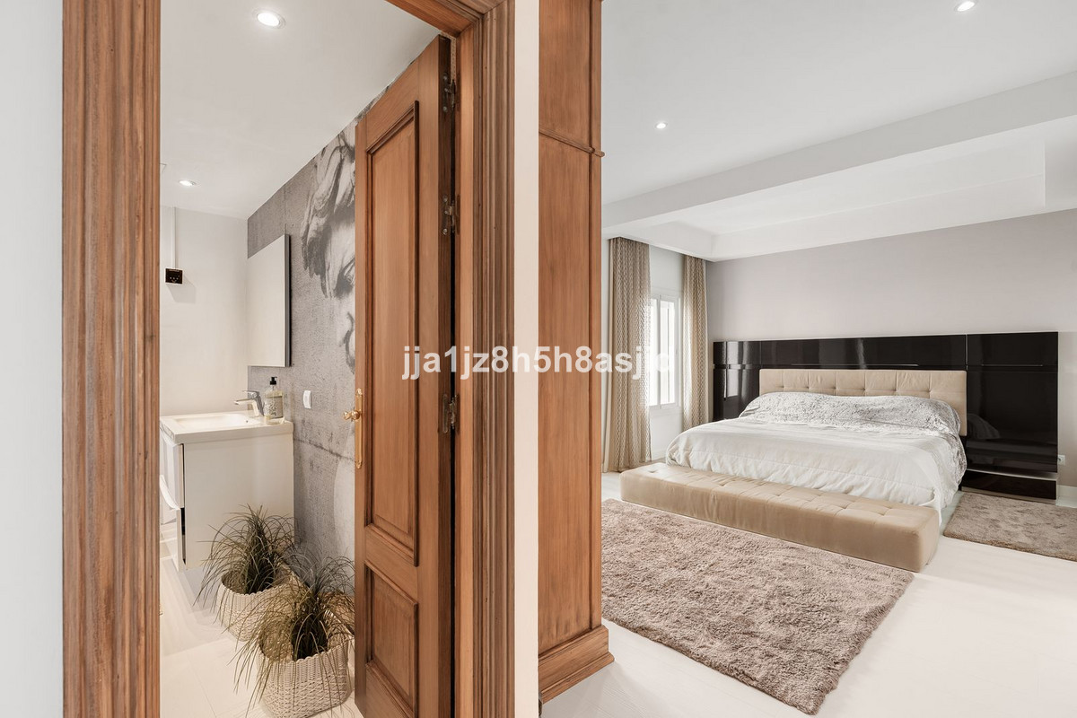 2 bedroom Apartments for sale in Puerto Banús – R5464111 2 bedroom Apartments for sale in Puerto Banús – R5464111