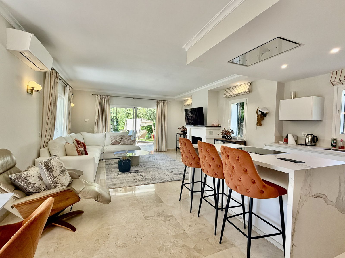 Villas de 4 dormitorios en venta en El Rosario – R5461927 Villas de 4 dormitorios en venta en El Rosario – R5461927