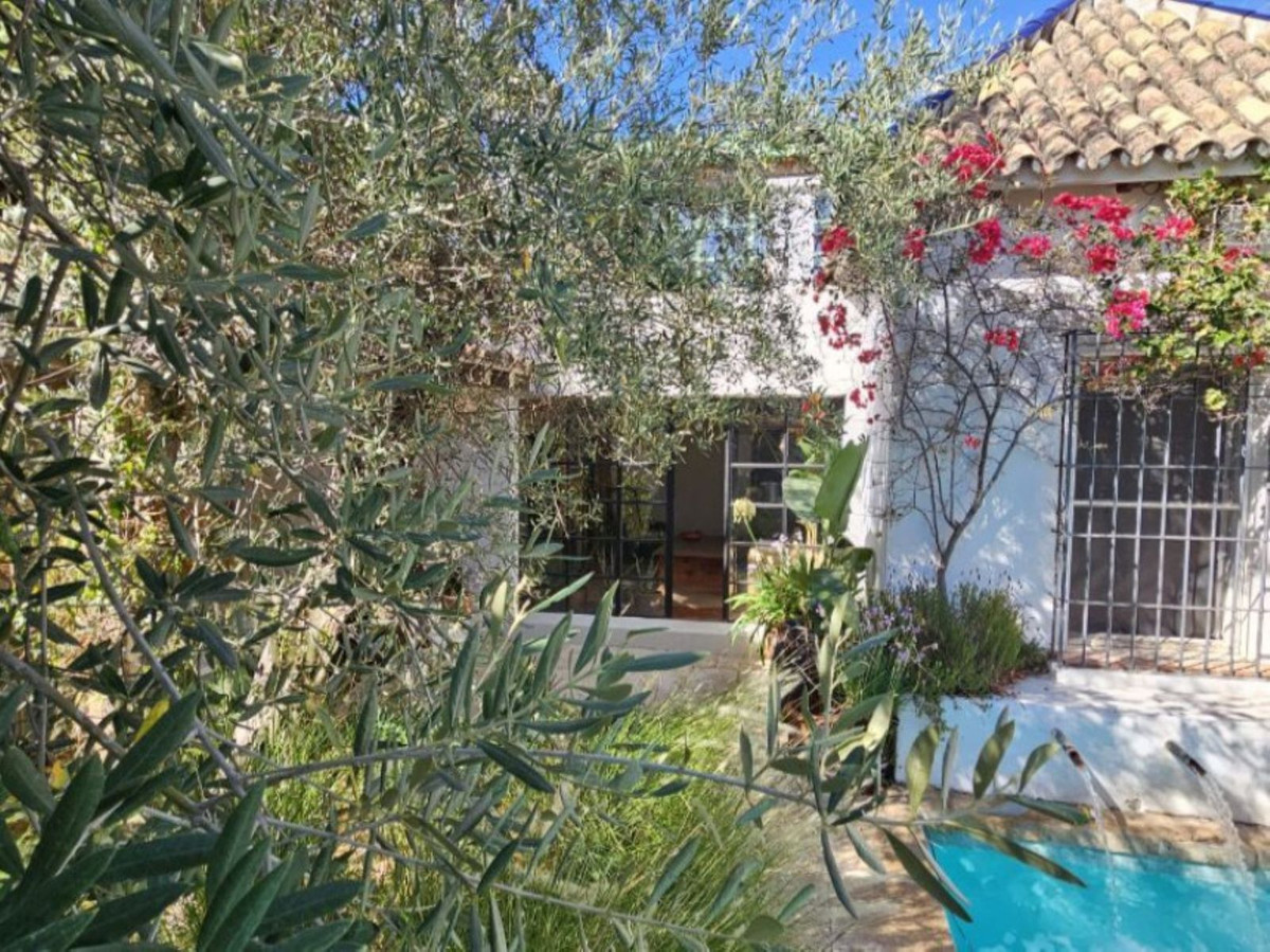 4 bedroom Villas for sale in Marbella – R5457142 4 bedroom Villas for sale in Marbella – R5457142