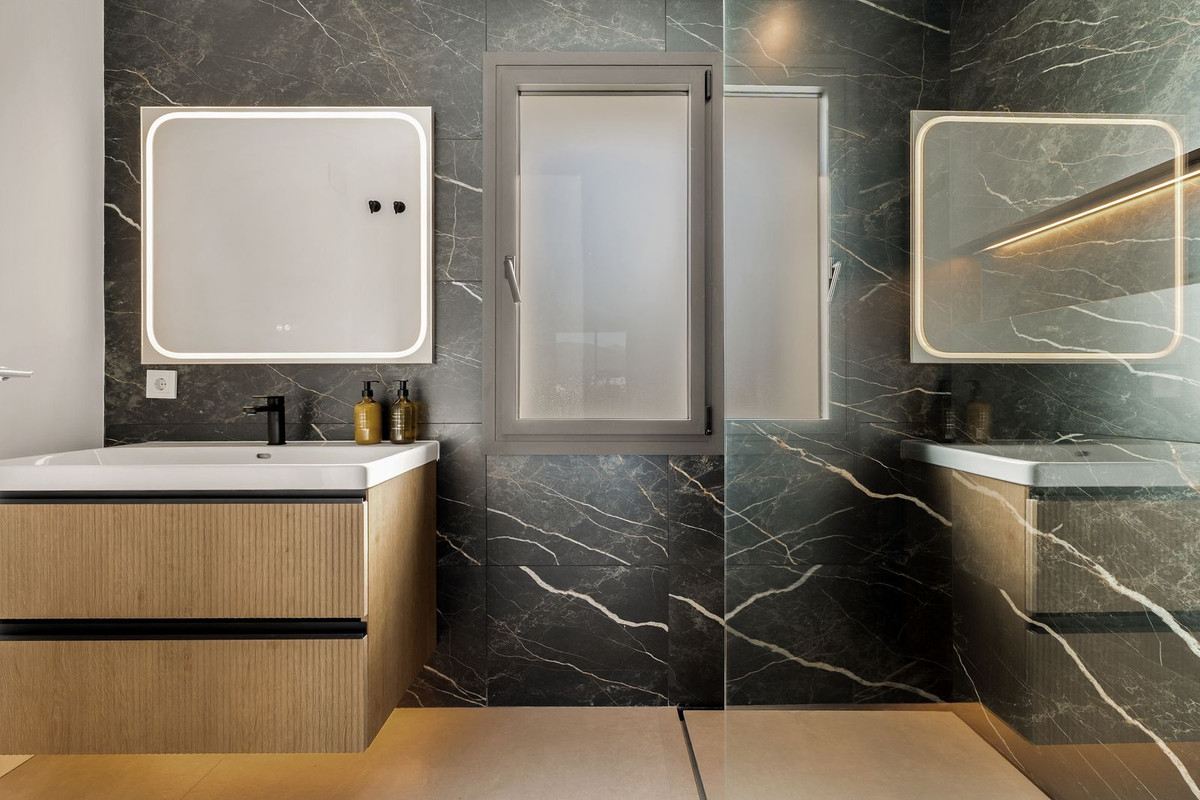2 bedroom Penthouses for sale in Nueva Andalucía – R5330605 2 bedroom Penthouses for sale in Nueva Andalucía – R5330605