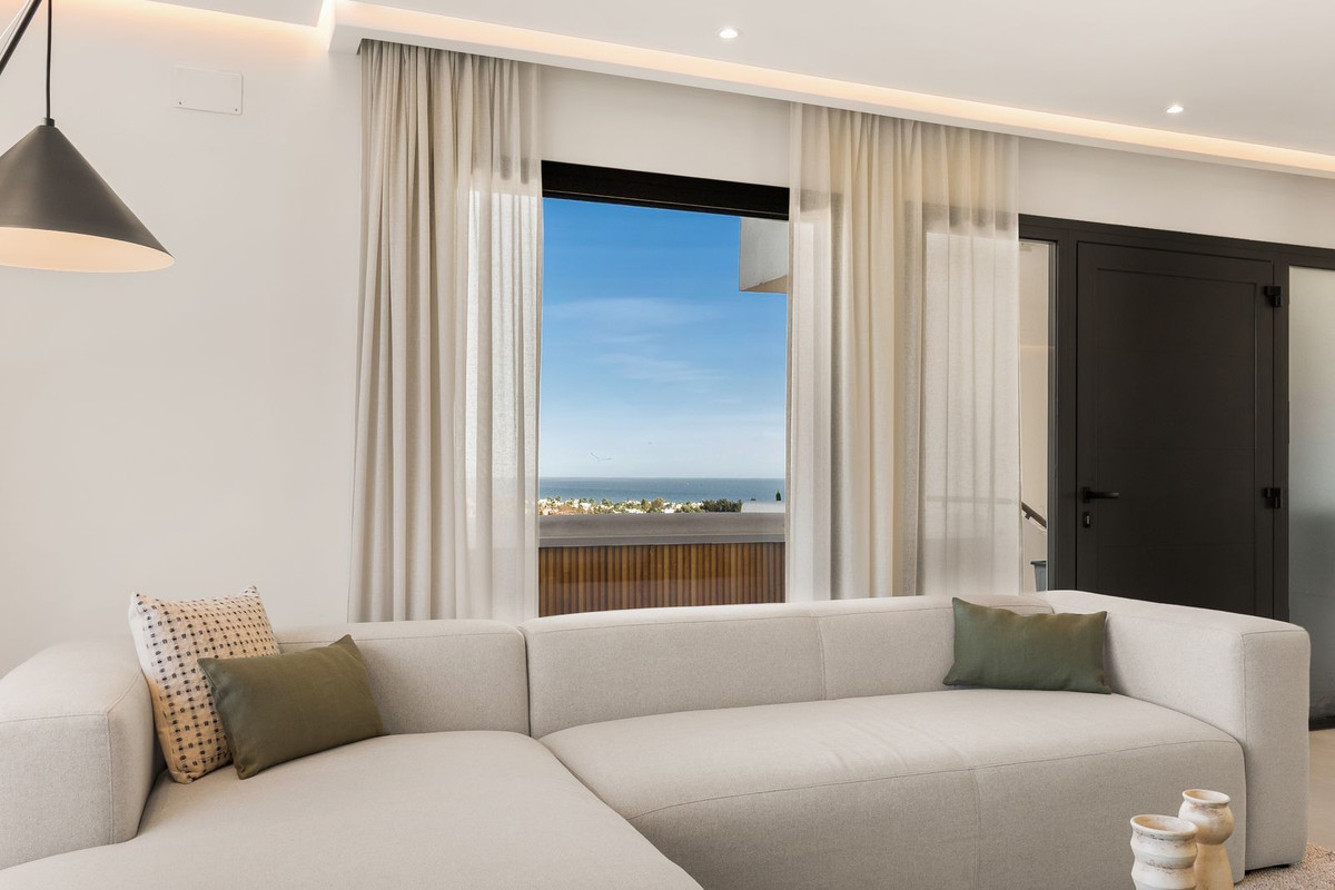 2 bedroom Penthouses for sale in Nueva Andalucía – R5330605 2 bedroom Penthouses for sale in Nueva Andalucía – R5330605