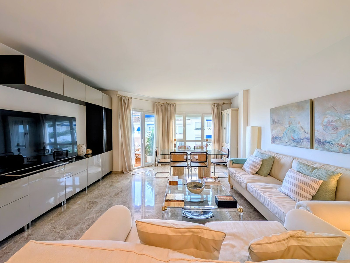 4 bedroom Apartments for sale in San Pedro de Alcántara – R5296789 4 bedroom Apartments for sale in San Pedro de Alcántara – R5296789