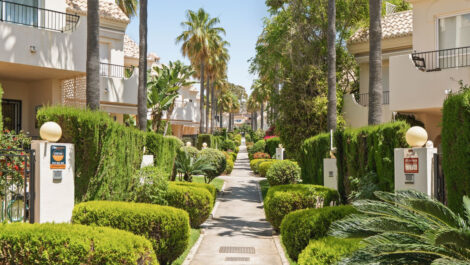 4 bedroom Townhouses for sale in Costabella – R5382004 4 bedroom Townhouses for sale in Costabella – R5382004