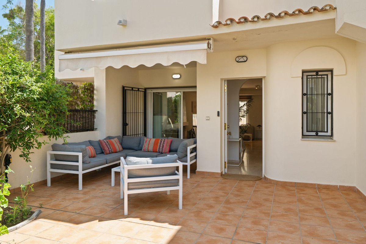 Adosados de 4 dormitorios en venta en Costabella – R5382004 Adosados de 4 dormitorios en venta en Costabella – R5382004