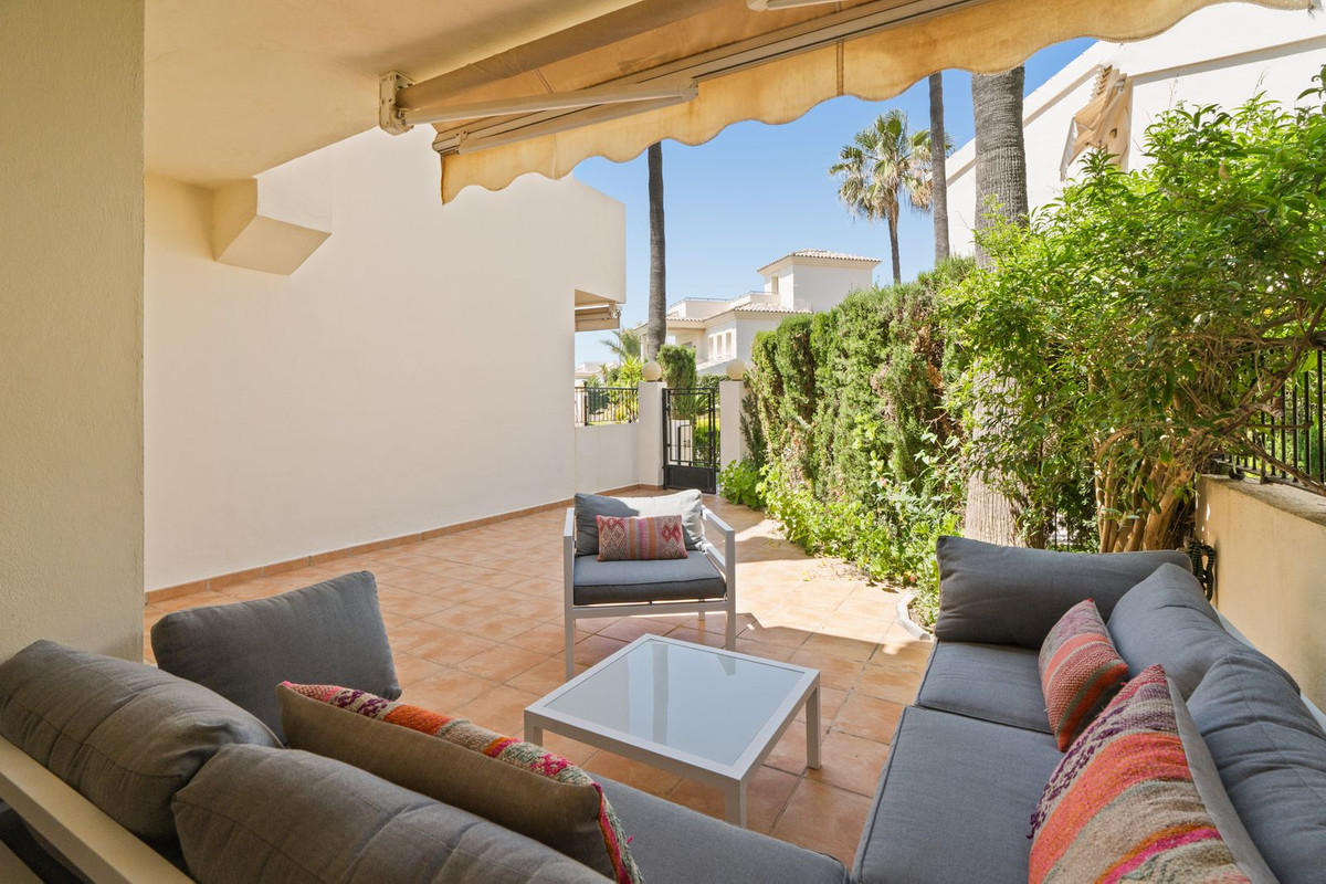 Adosados de 4 dormitorios en venta en Costabella – R5382004 Adosados de 4 dormitorios en venta en Costabella – R5382004
