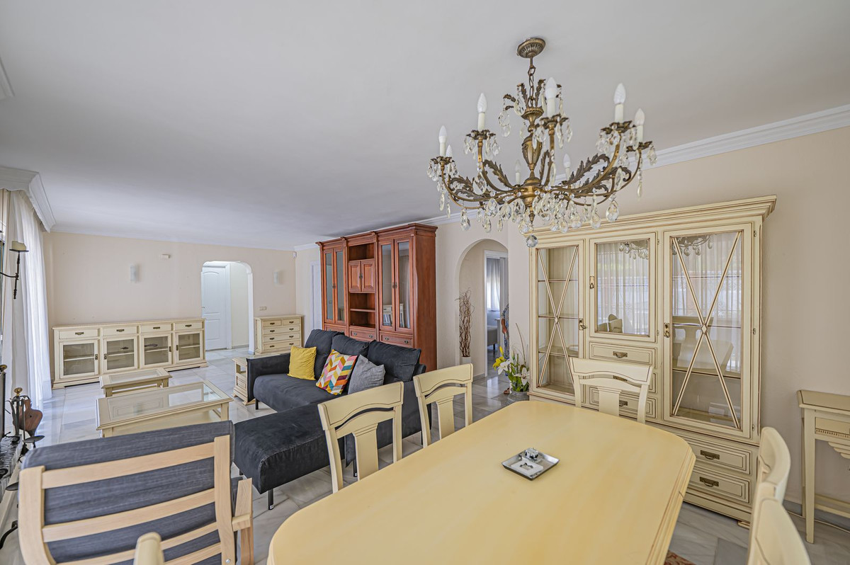 4 bedroom Villas for sale in Nueva Andalucía – R5434816 4 bedroom Villas for sale in Nueva Andalucía – R5434816