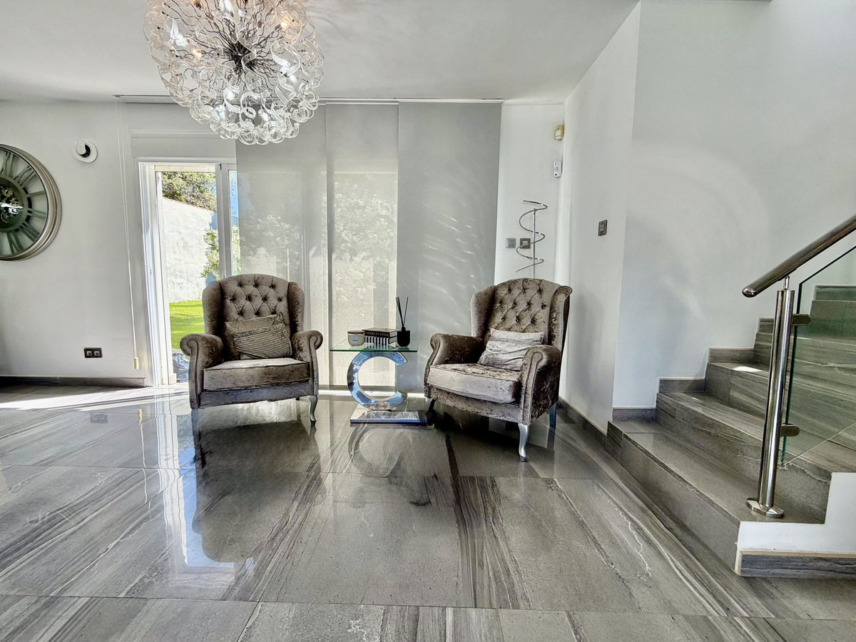 4 bedroom Villas for sale in Cabopino – R5407798 4 bedroom Villas for sale in Cabopino – R5407798