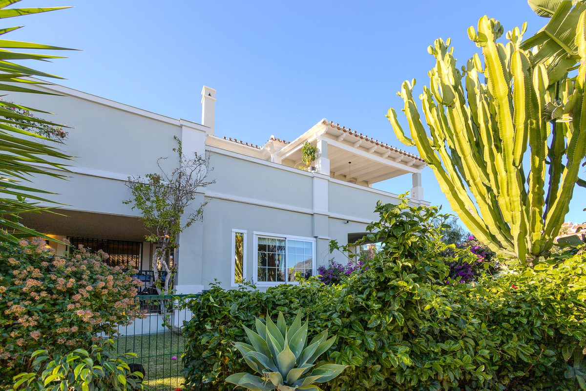 4 bedroom Townhouses for sale in Nueva Andalucía – R5253085 4 bedroom Townhouses for sale in Nueva Andalucía – R5253085