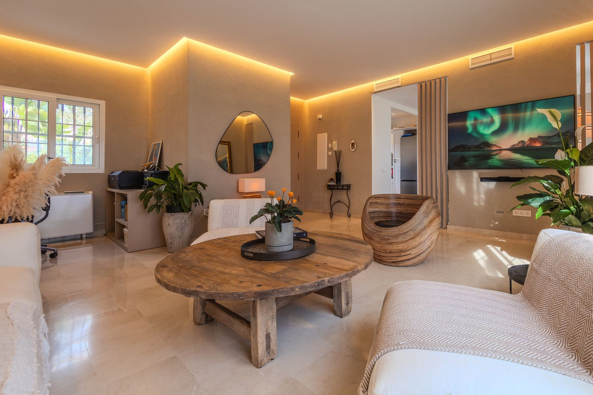 4 bedroom Townhouses for sale in Nueva Andalucía – R5253085 4 bedroom Townhouses for sale in Nueva Andalucía – R5253085