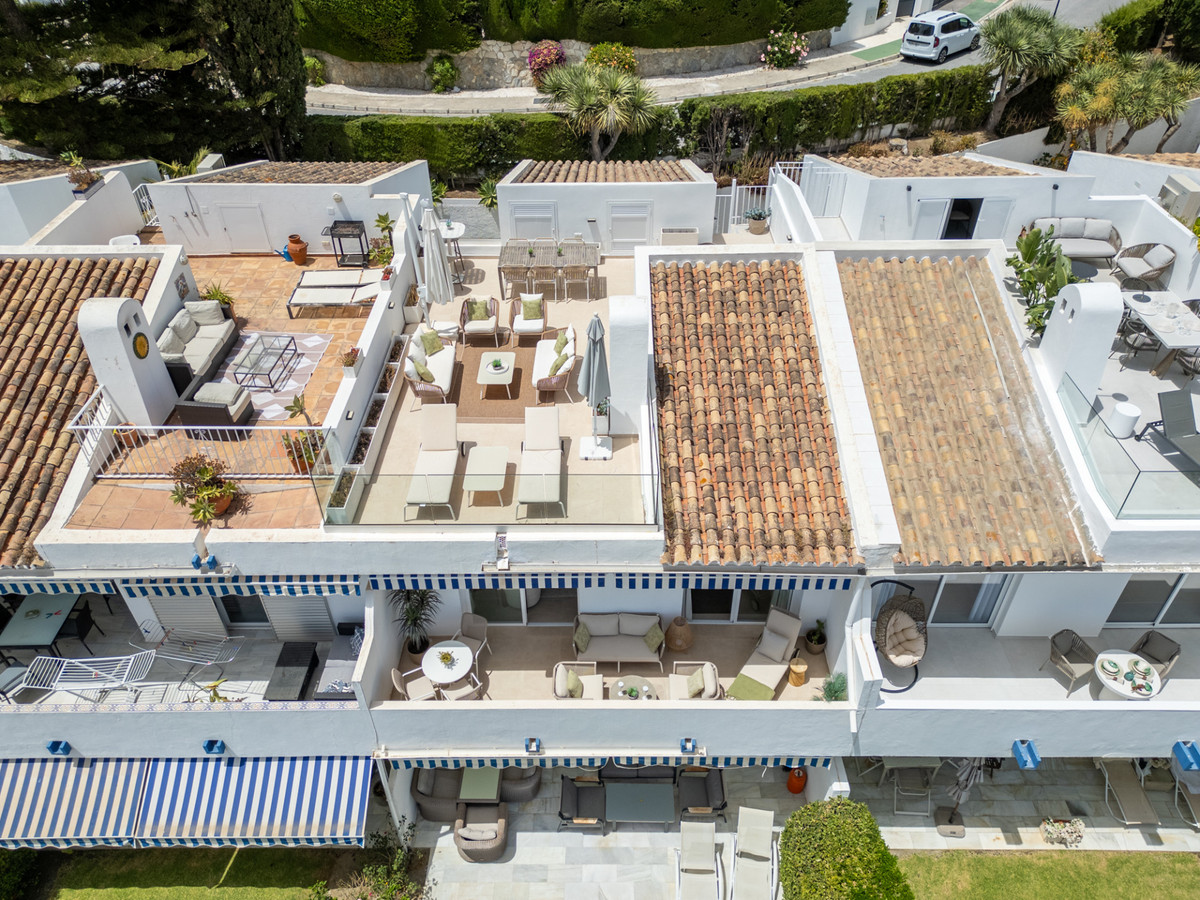 Apartamentos de 3 dormitorios en venta en Nueva Andalucía – R5454367 Apartamentos de 3 dormitorios en venta en Nueva Andalucía – R5454367