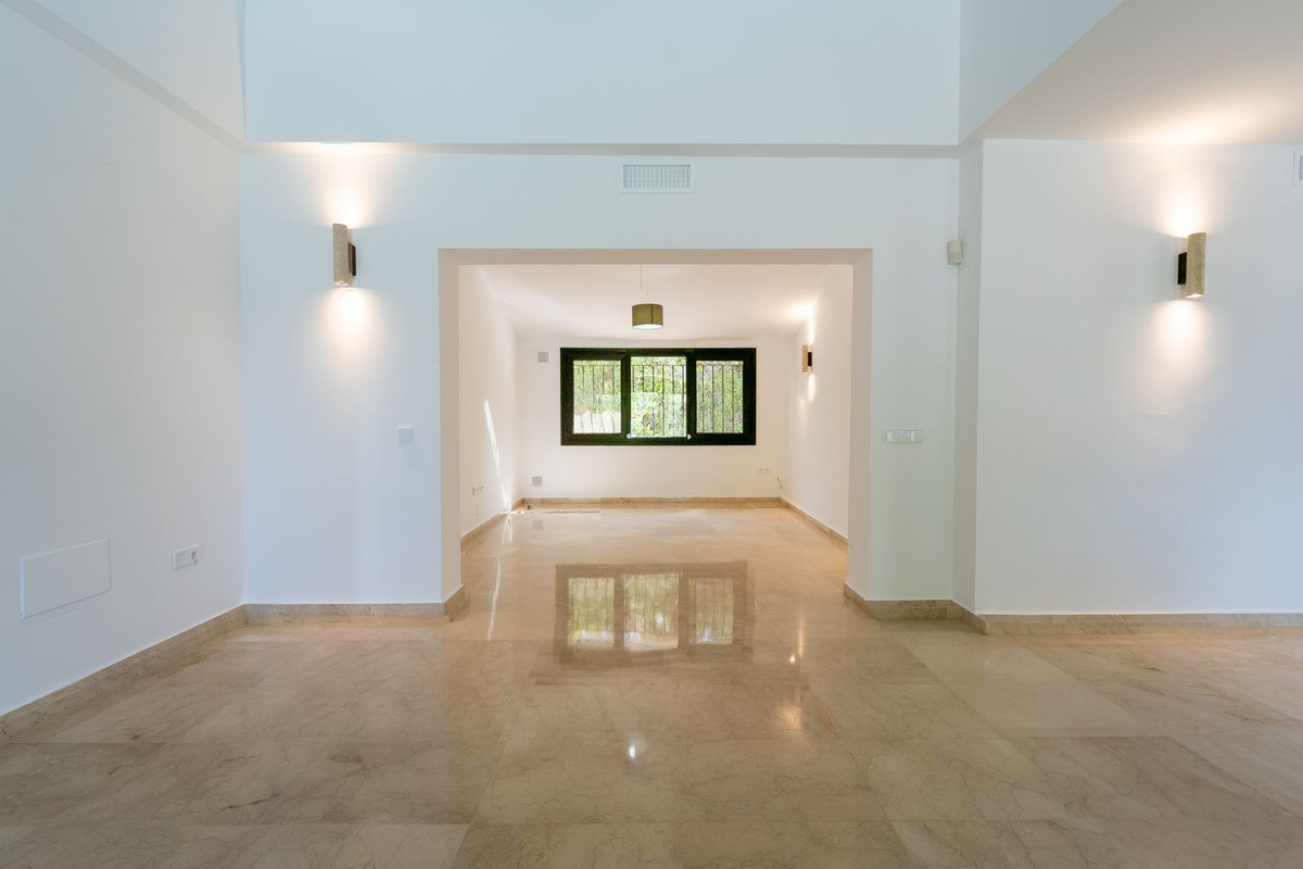 5 bedroom Villas for sale in El Rosario – R5455543 5 bedroom Villas for sale in El Rosario – R5455543