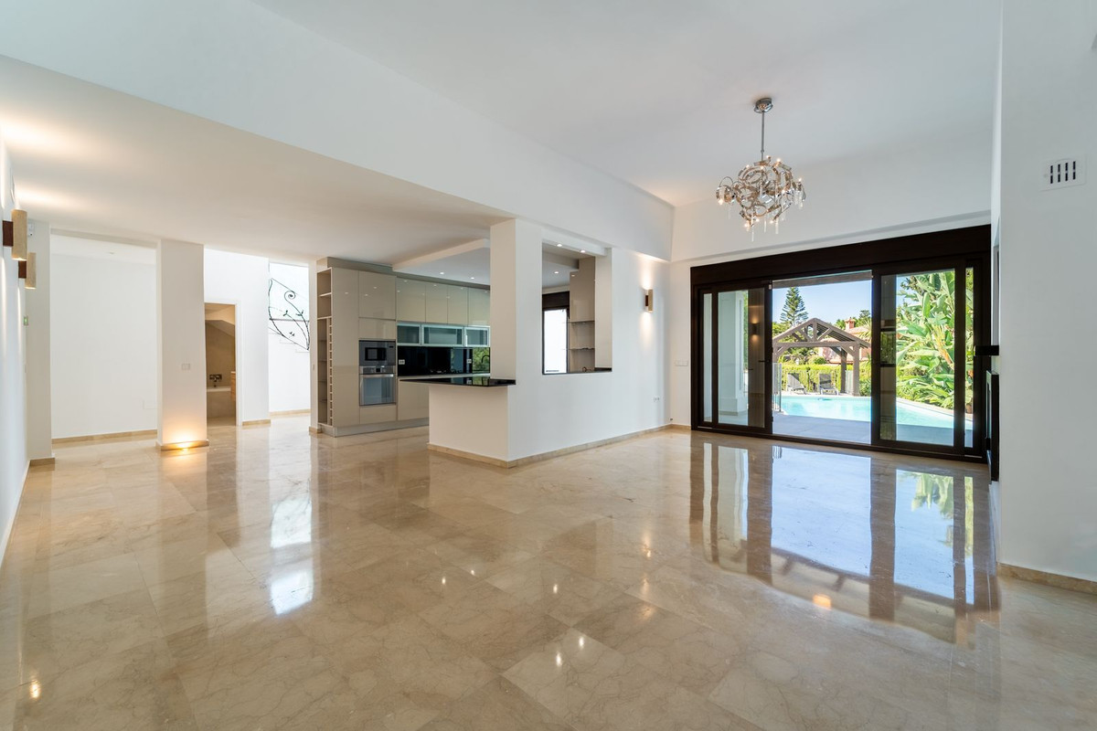 5 bedroom Villas for sale in El Rosario – R5455543 5 bedroom Villas for sale in El Rosario – R5455543