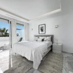 4 bedroom Apartments for sale in Puerto Banús – R5432302 4 bedroom Apartments for sale in Puerto Banús – R5432302