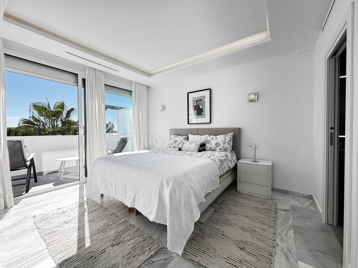 4 bedroom Apartments for sale in Puerto Banús – R5432302 4 bedroom Apartments for sale in Puerto Banús – R5432302