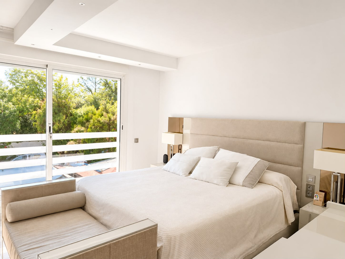 Pareados de 3 dormitorios en venta en Nueva Andalucía – R5449501 Pareados de 3 dormitorios en venta en Nueva Andalucía – R5449501