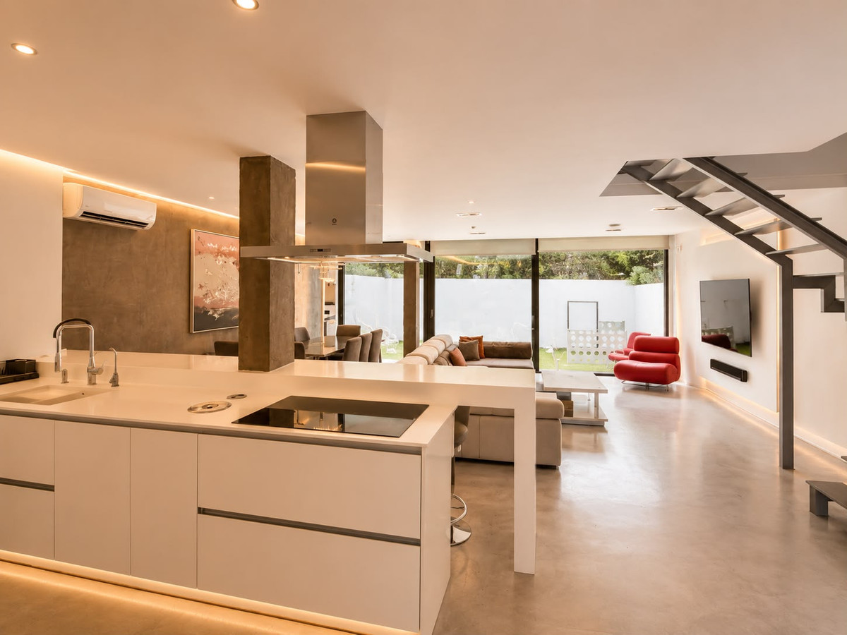 Pareados de 3 dormitorios en venta en Nueva Andalucía – R5449501 Pareados de 3 dormitorios en venta en Nueva Andalucía – R5449501