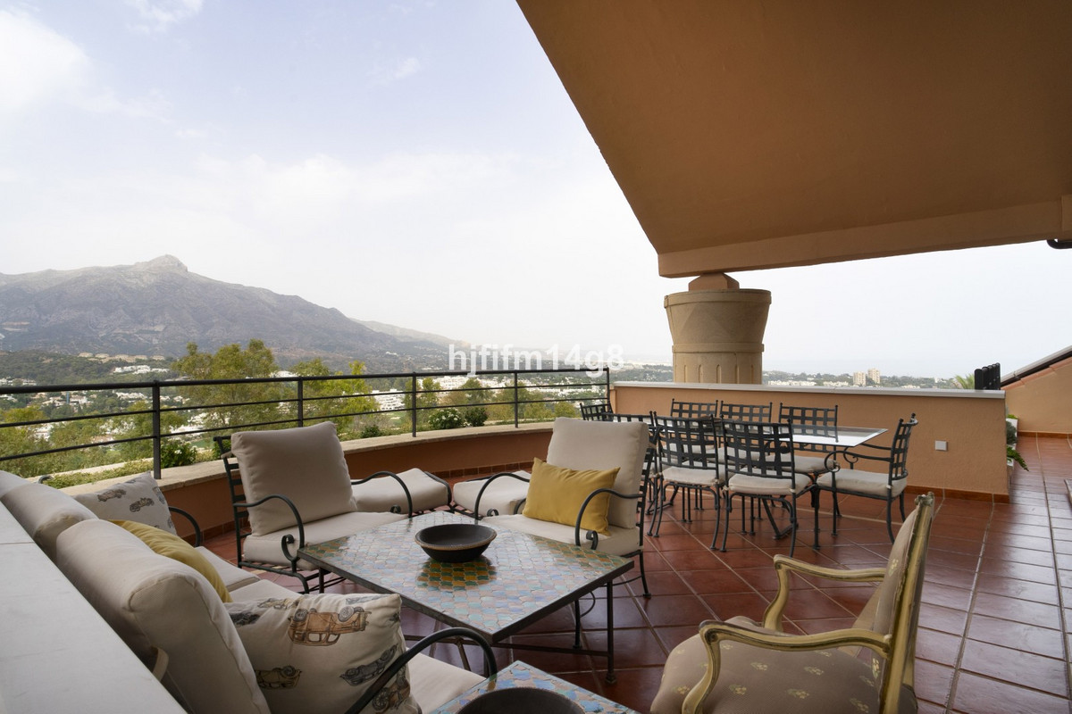 4 bedroom Penthouses for sale in Nueva Andalucía – R5448466 4 bedroom Penthouses for sale in Nueva Andalucía – R5448466