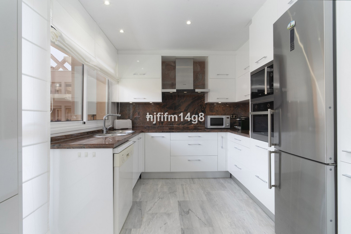 4 bedroom Penthouses for sale in Nueva Andalucía – R5448466 4 bedroom Penthouses for sale in Nueva Andalucía – R5448466