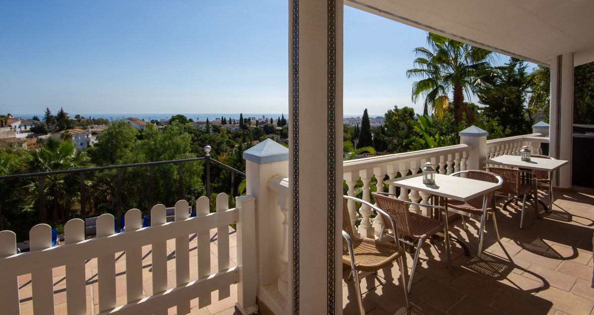 Villas de 7 dormitorios en venta en Mijas – R4216087 Villas de 7 dormitorios en venta en Mijas – R4216087