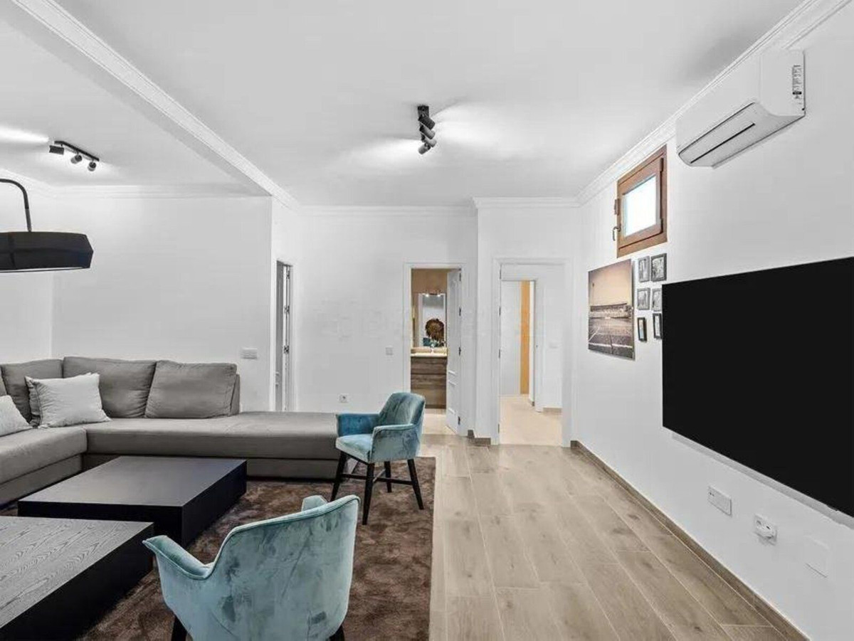 4 bedroom Villas for sale in Selwo – R5434048 4 bedroom Villas for sale in Selwo – R5434048