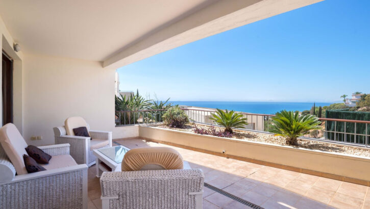 3 bedroom Apartments for sale in Altos de los Monteros – R5214406 3 bedroom Apartments for sale in Altos de los Monteros – R5214406 in