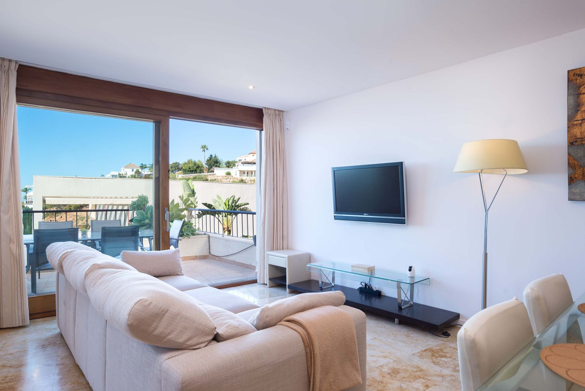 3 bedroom Apartments for sale in Altos de los Monteros – R5214406 3 bedroom Apartments for sale in Altos de los Monteros – R5214406
