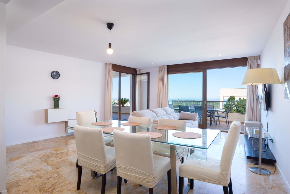 3 bedroom Apartments for sale in Altos de los Monteros – R5214406 3 bedroom Apartments for sale in Altos de los Monteros – R5214406