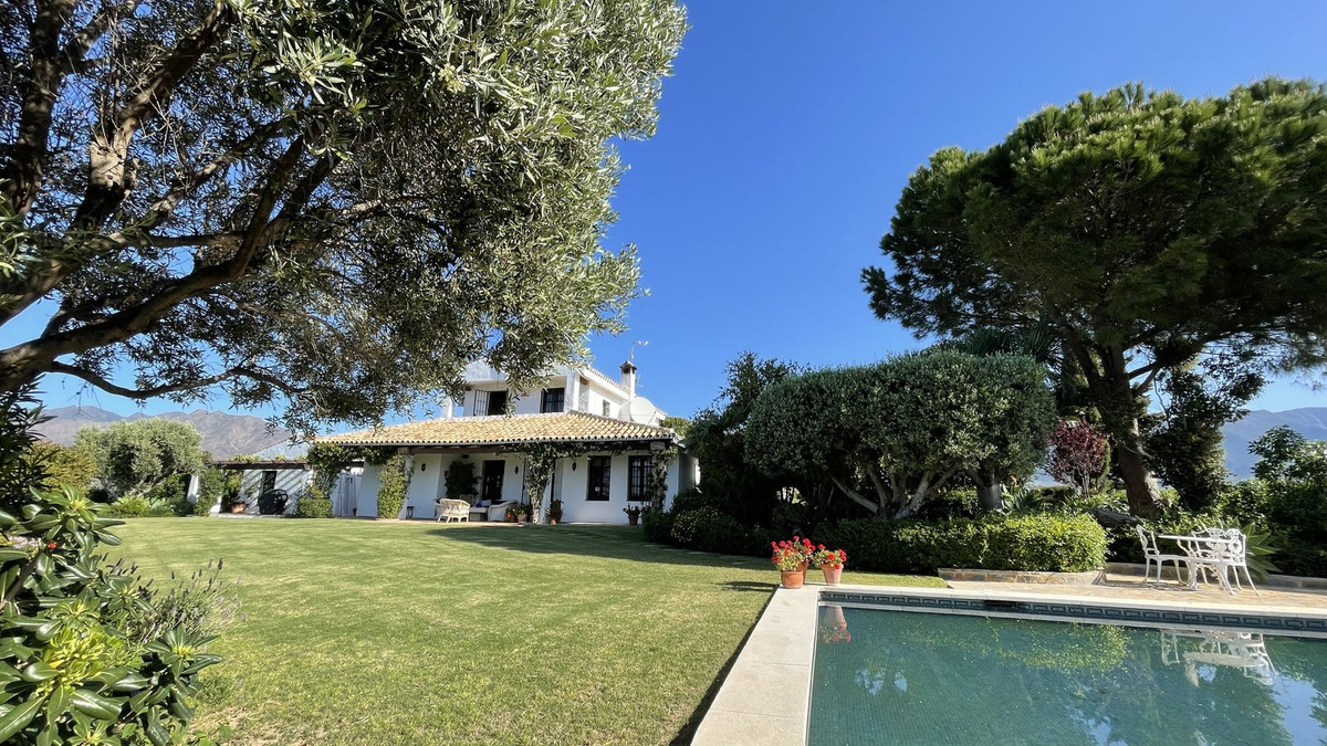 4 bedroom Villas for sale in La Cala de Mijas – R4655803 4 bedroom Villas for sale in La Cala de Mijas – R4655803