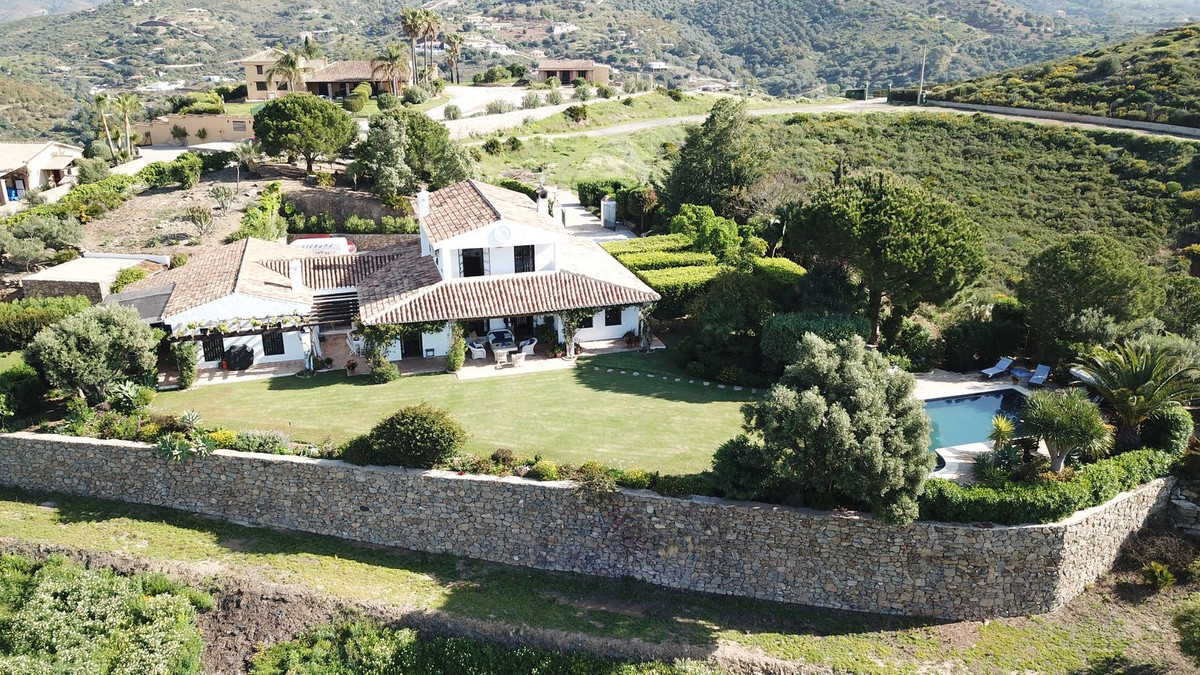 4 bedroom Villas for sale in La Cala de Mijas – R4655803 4 bedroom Villas for sale in La Cala de Mijas – R4655803