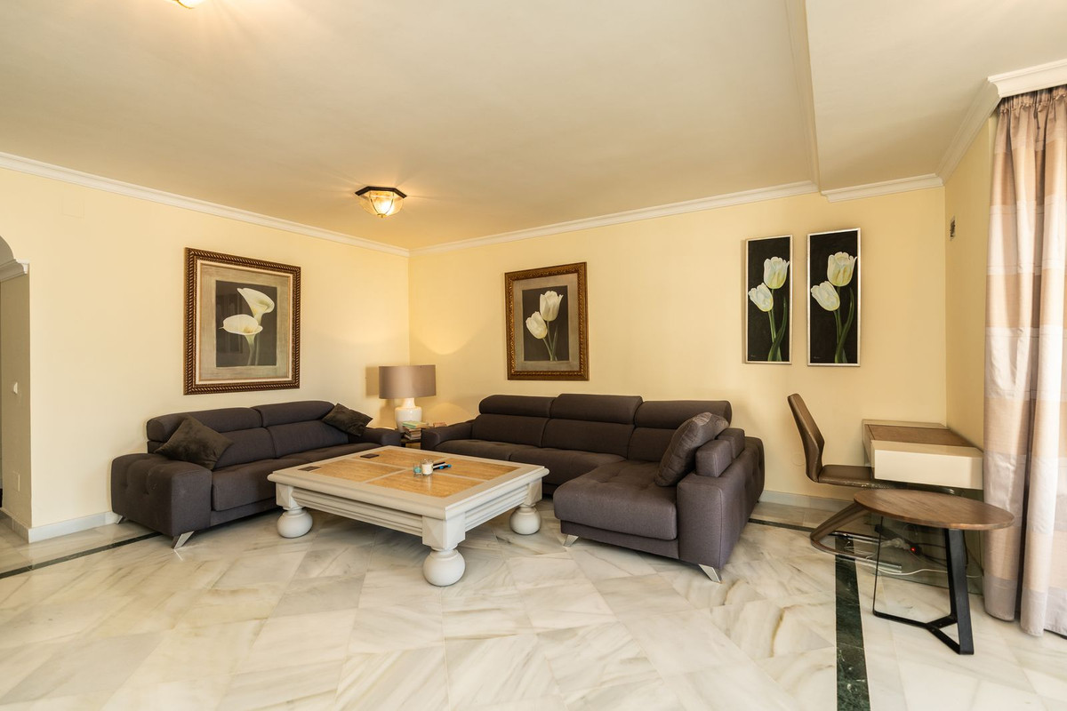 Apartamentos de 2 dormitorios en venta en Elviria – R5448259 Apartamentos de 2 dormitorios en venta en Elviria – R5448259