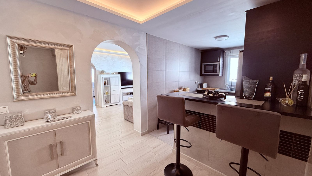 3 bedroom Apartments for sale in La Cala de Mijas – R5456008