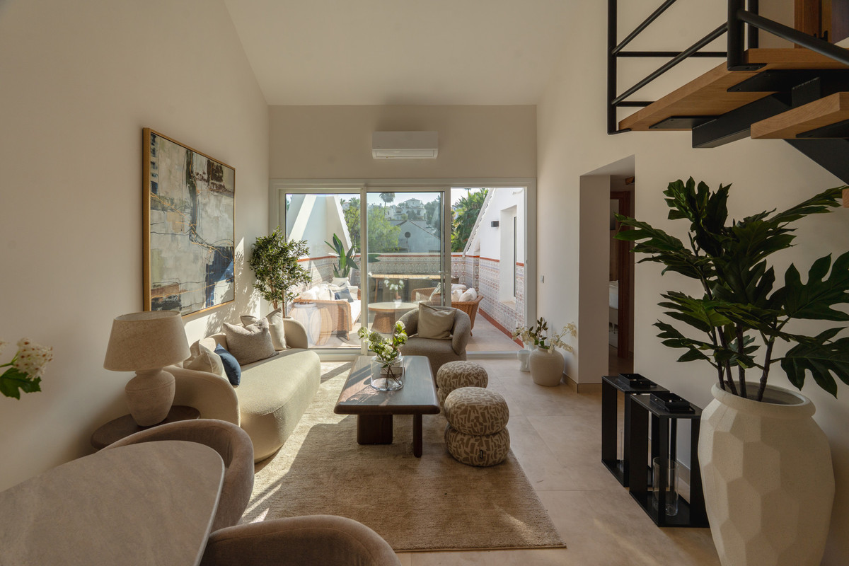 3 bedroom Penthouses for sale in Nueva Andalucía – R5417230 3 bedroom Penthouses for sale in Nueva Andalucía – R5417230