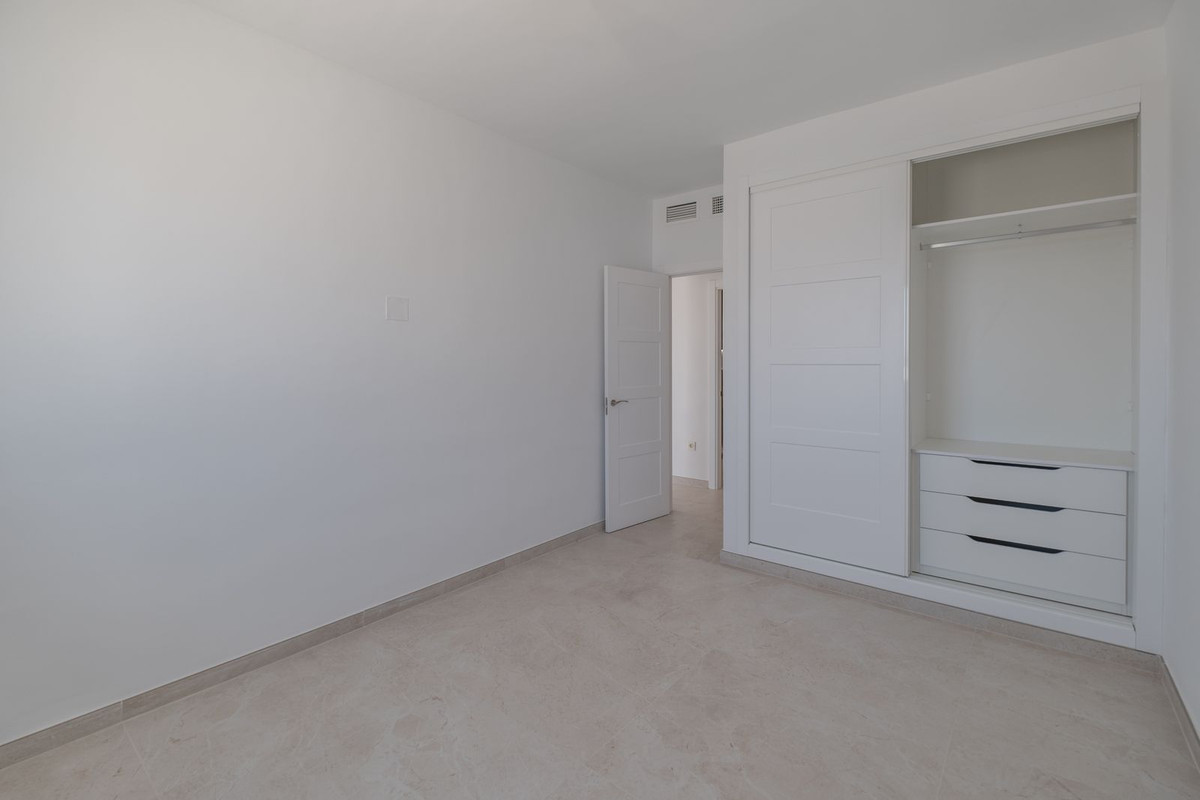 Aticos de 3 dormitorios en venta en Miraflores – R4765513 Aticos de 3 dormitorios en venta en Miraflores – R4765513