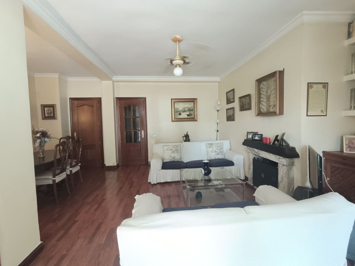 Apartamentos de 4 dormitorios en venta en Nagüeles – R5459548 Apartamentos de 4 dormitorios en venta en Nagüeles – R5459548