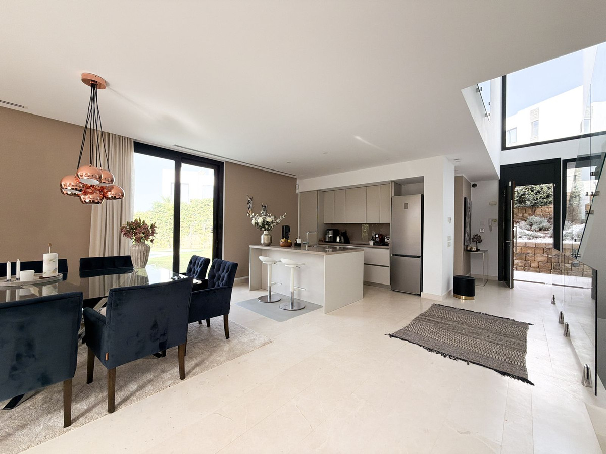 Pareados de 5 dormitorios en venta en Cabopino – R5433331 Pareados de 5 dormitorios en venta en Cabopino – R5433331