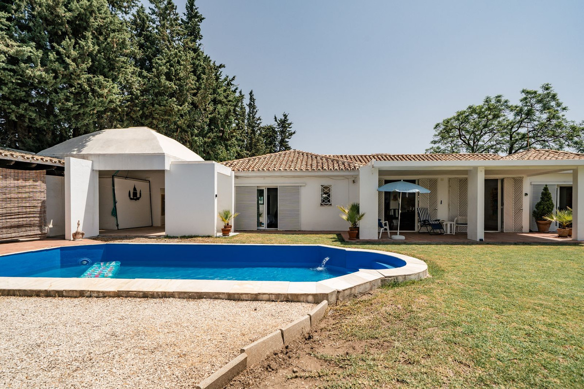 Villas de 3 dormitorios en venta en Benahavís – R5452045 Villas de 3 dormitorios en venta en Benahavís – R5452045