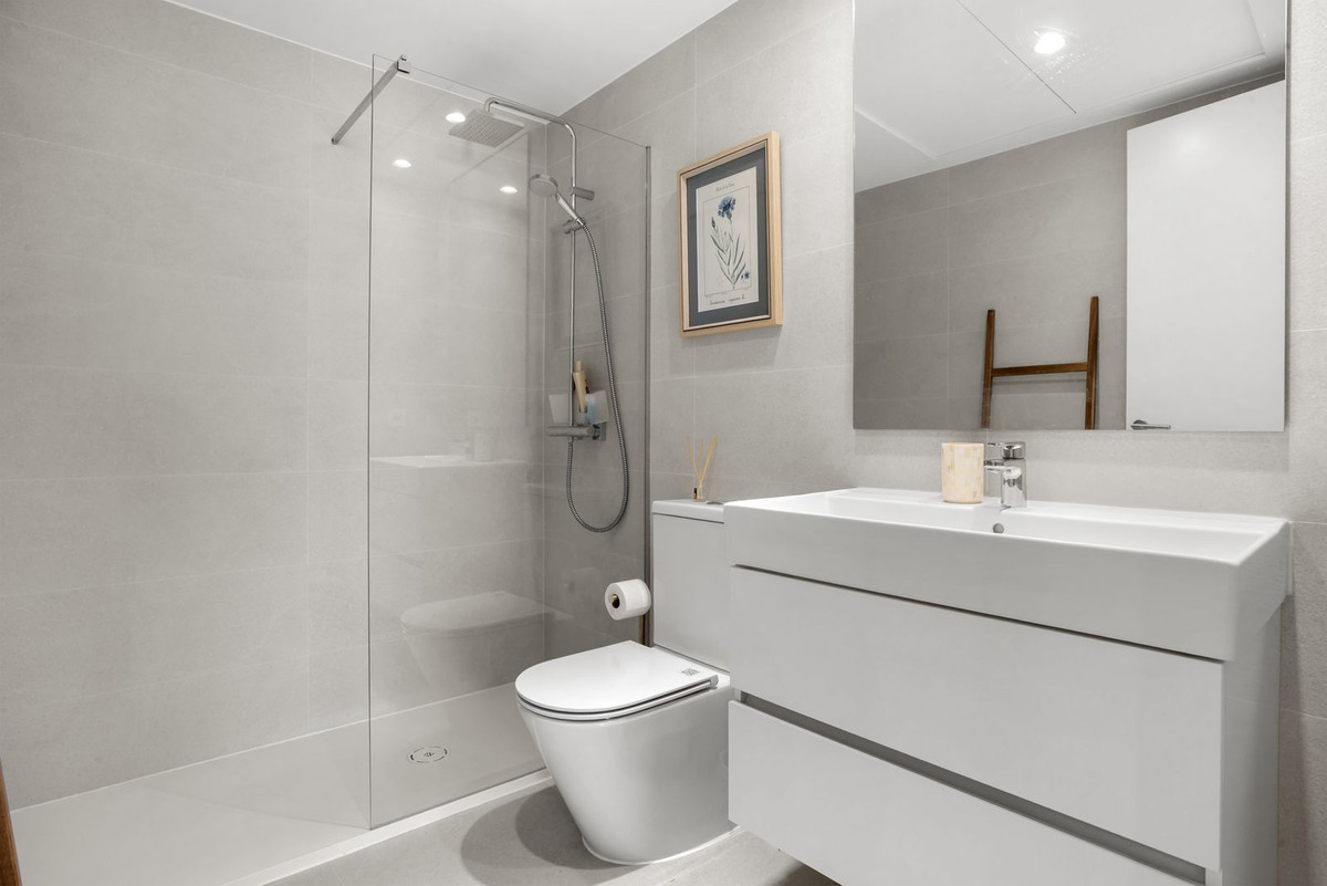 Apartamentos de 2 dormitorios en venta en Selwo – R5431024 Apartamentos de 2 dormitorios en venta en Selwo – R5431024