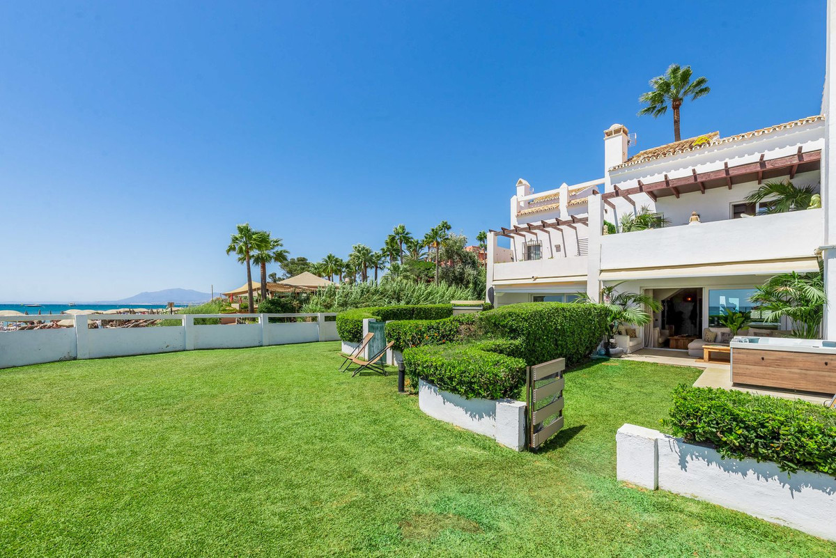 4 bedroom Townhouses for sale in Las Chapas – R5460751 4 bedroom Townhouses for sale in Las Chapas – R5460751