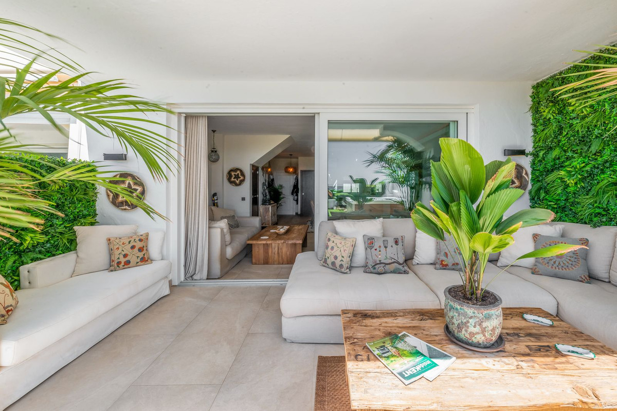4 bedroom Townhouses for sale in Las Chapas – R5460751 4 bedroom Townhouses for sale in Las Chapas – R5460751