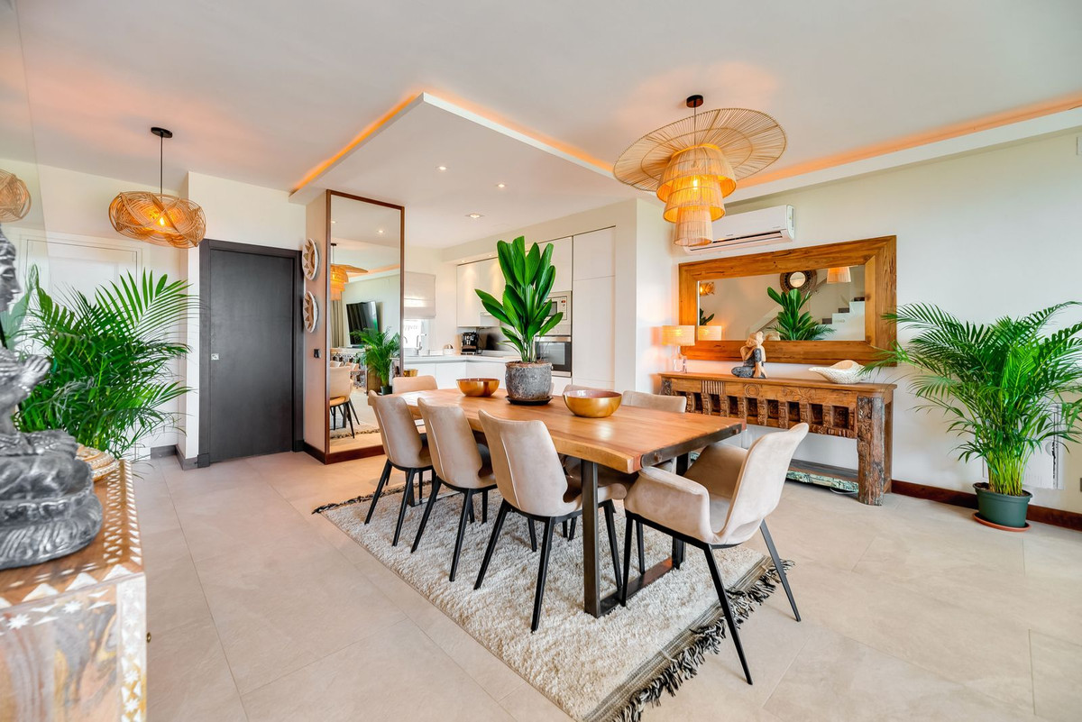 4 bedroom Townhouses for sale in Las Chapas – R5460751 4 bedroom Townhouses for sale in Las Chapas – R5460751