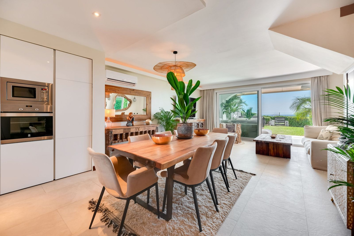4 bedroom Townhouses for sale in Las Chapas – R5460751 4 bedroom Townhouses for sale in Las Chapas – R5460751