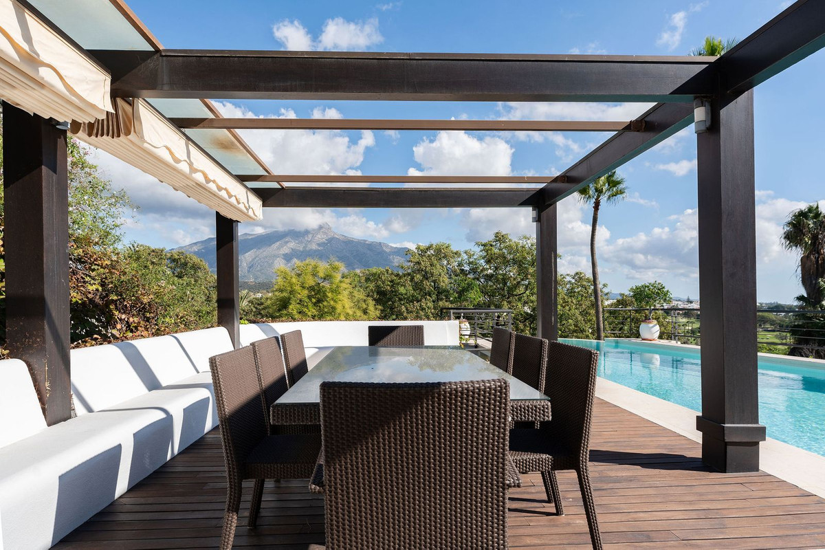 4 bedroom Villas for sale in Nueva Andalucía – R5026135 4 bedroom Villas for sale in Nueva Andalucía – R5026135
