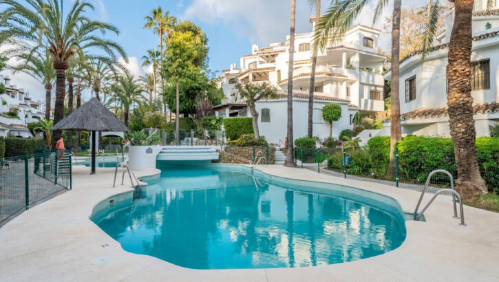 Aticos de 2 dormitorios en venta en Elviria – R5342119 Aticos de 2 dormitorios en venta en Elviria – R5342119 en