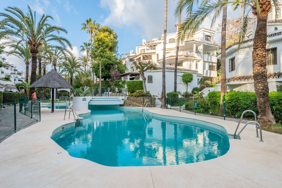 Aticos de 2 dormitorios en venta en Elviria – R5342119 Aticos de 2 dormitorios en venta en Elviria – R5342119