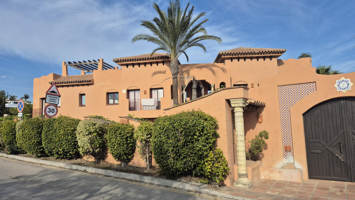 2 bedroom Apartments for sale in Los Flamingos – R5343865 2 bedroom Apartments for sale in Los Flamingos – R5343865