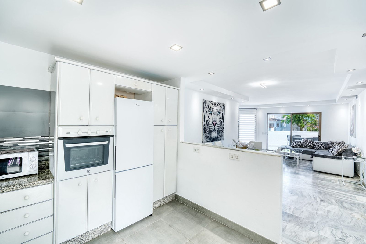 2 bedroom Apartments for sale in Elviria – R4765525 2 bedroom Apartments for sale in Elviria – R4765525