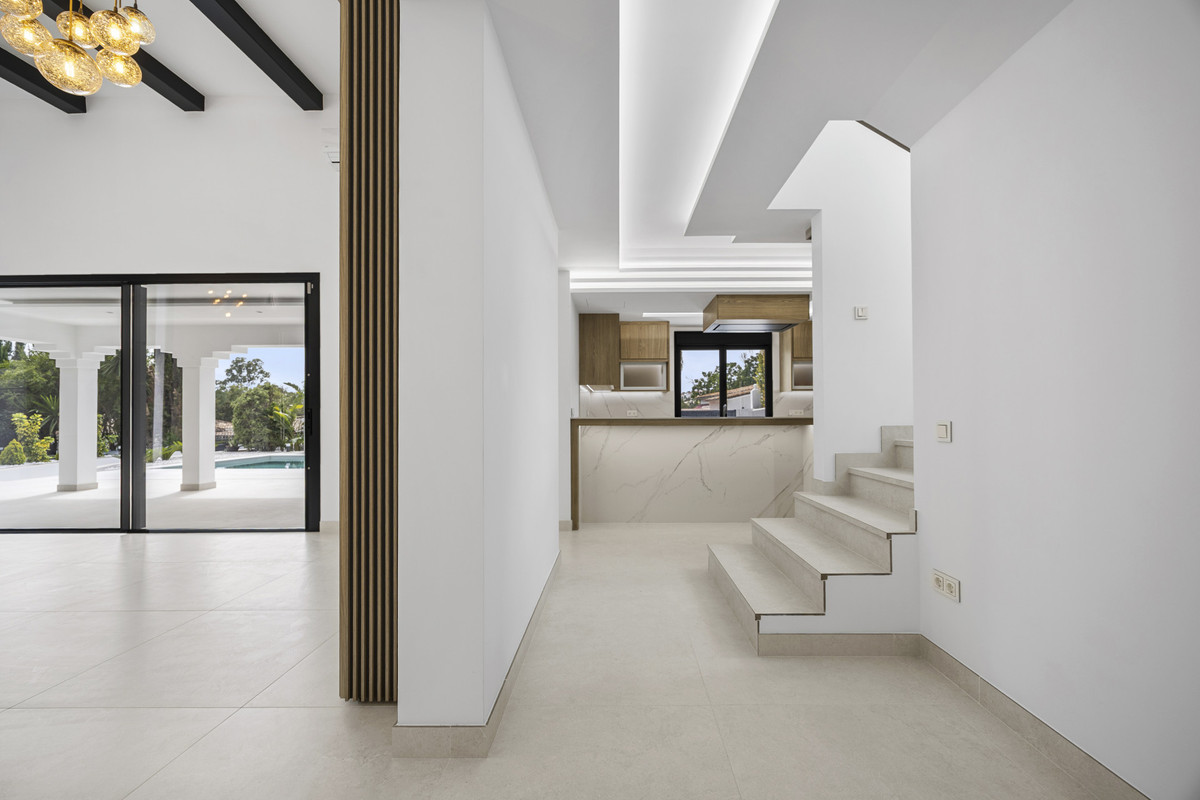 4 bedroom Villas for sale in Guadalmina Alta – R5448472 4 bedroom Villas for sale in Guadalmina Alta – R5448472
