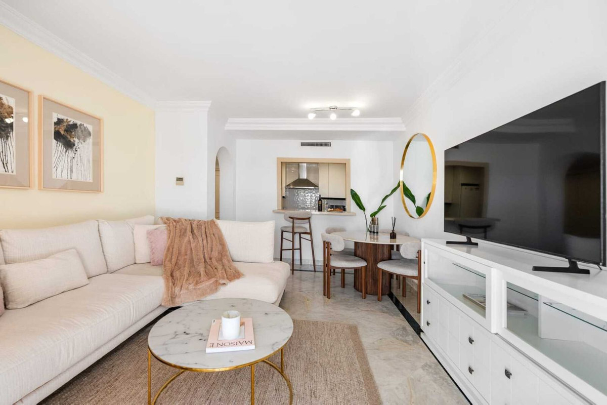 2 bedroom Penthouses for sale in Puerto Banús – R5423356 2 bedroom Penthouses for sale in Puerto Banús – R5423356